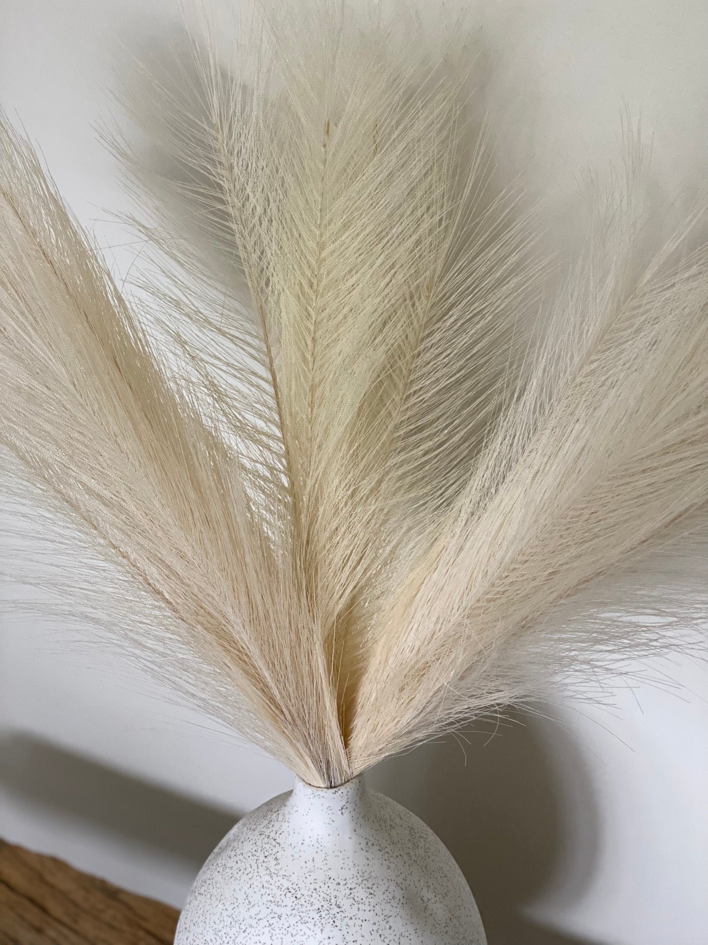 Cream Artificial Pampas Grass (3 stems)